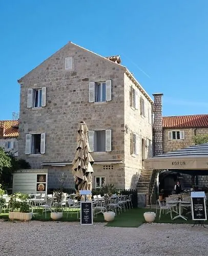 Apartments Vlaho