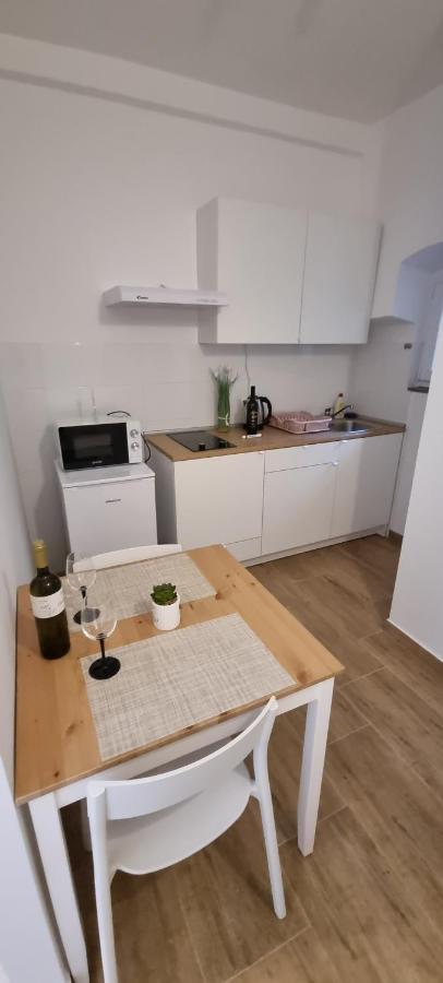 Vlaho Apartamento *