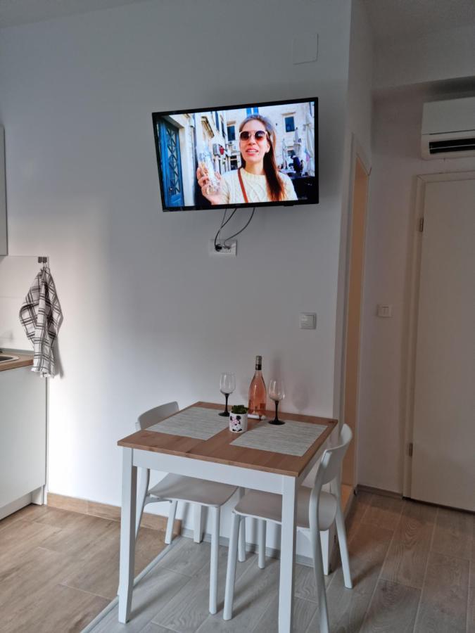 Vlaho Apartment *